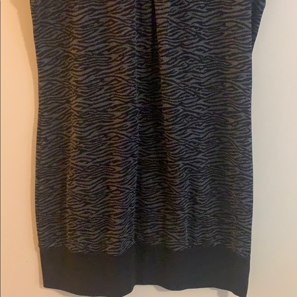 Dots light weight sweater dress - Picture 3 of 7